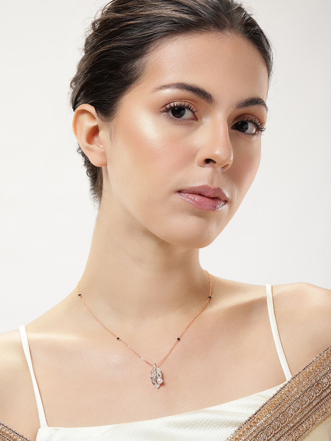 

ABDESIGNS Rose Gold-Plated Artificial Stones & Beads Mangalsutra