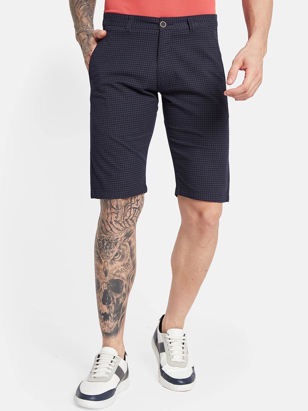 

Octave Men Checked Mid-Rise Casual Chino Shorts, Navy blue