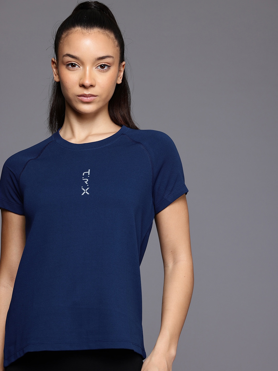 

HRX by Hrithik Roshan Rapid-Dry Raglan Sleeves Sports T-shirt, Navy blue