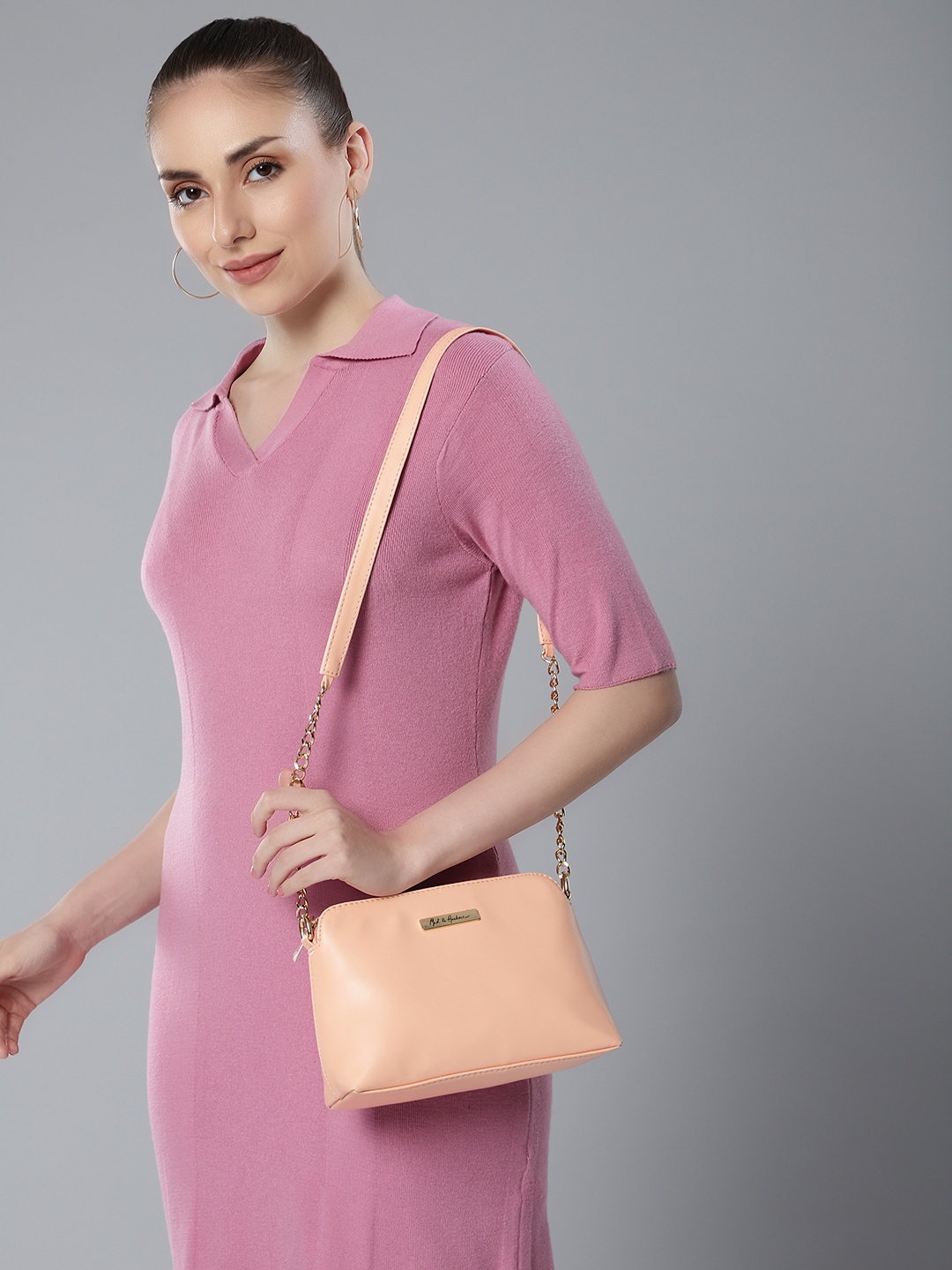 

Mast & Harbour Structured Sling Bag, Peach