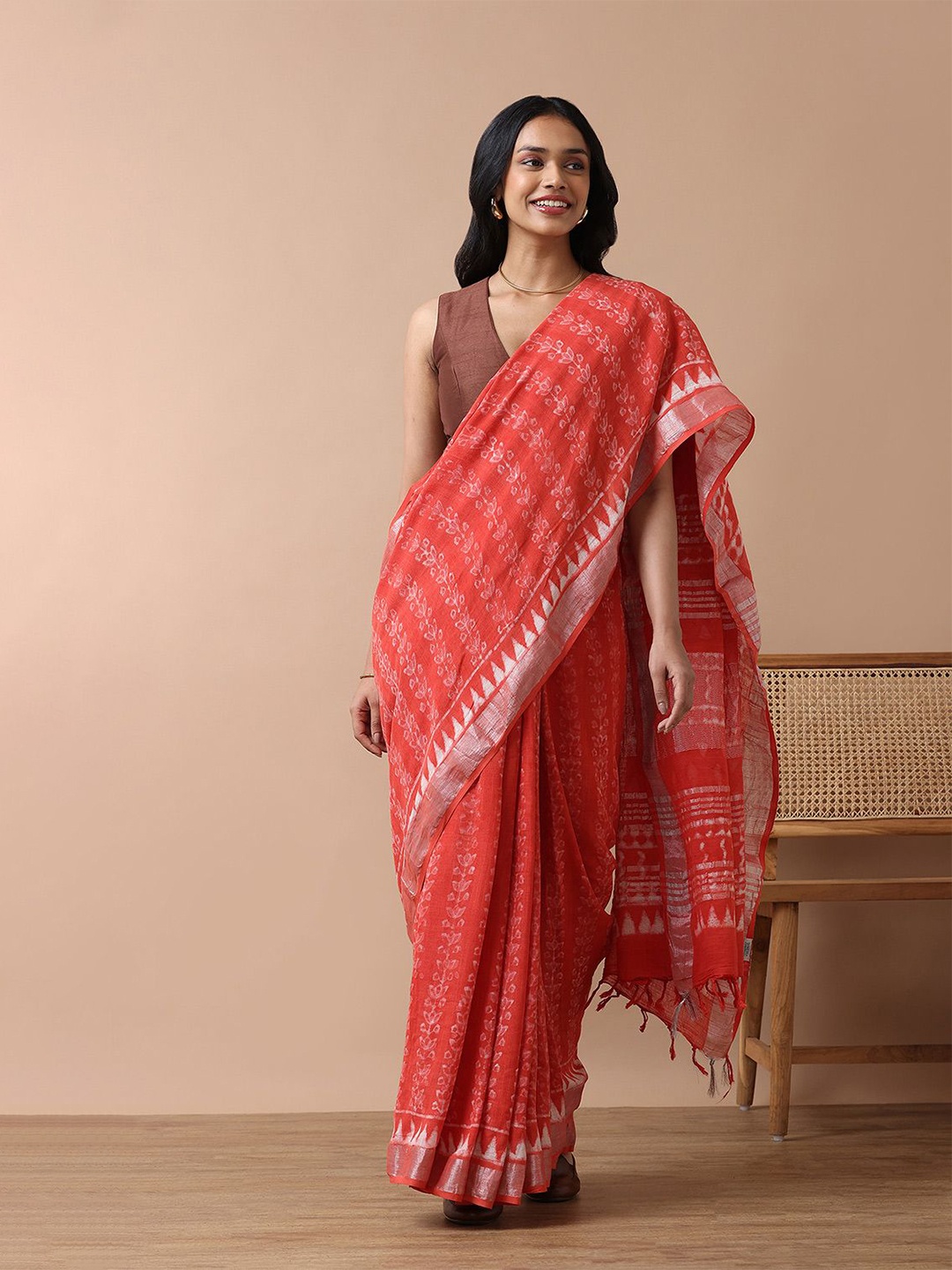 

Taneira Rajasthan Block Printed Zari Saree, Red