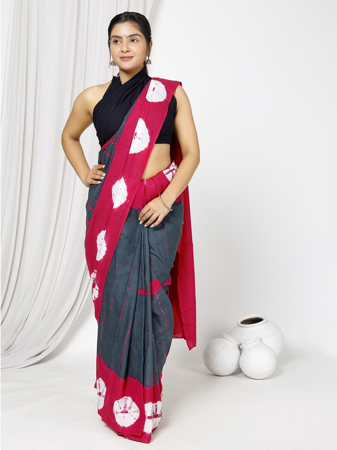 

JAIPURI PRINT Ombre Pure Cotton Bagru Saree, Red