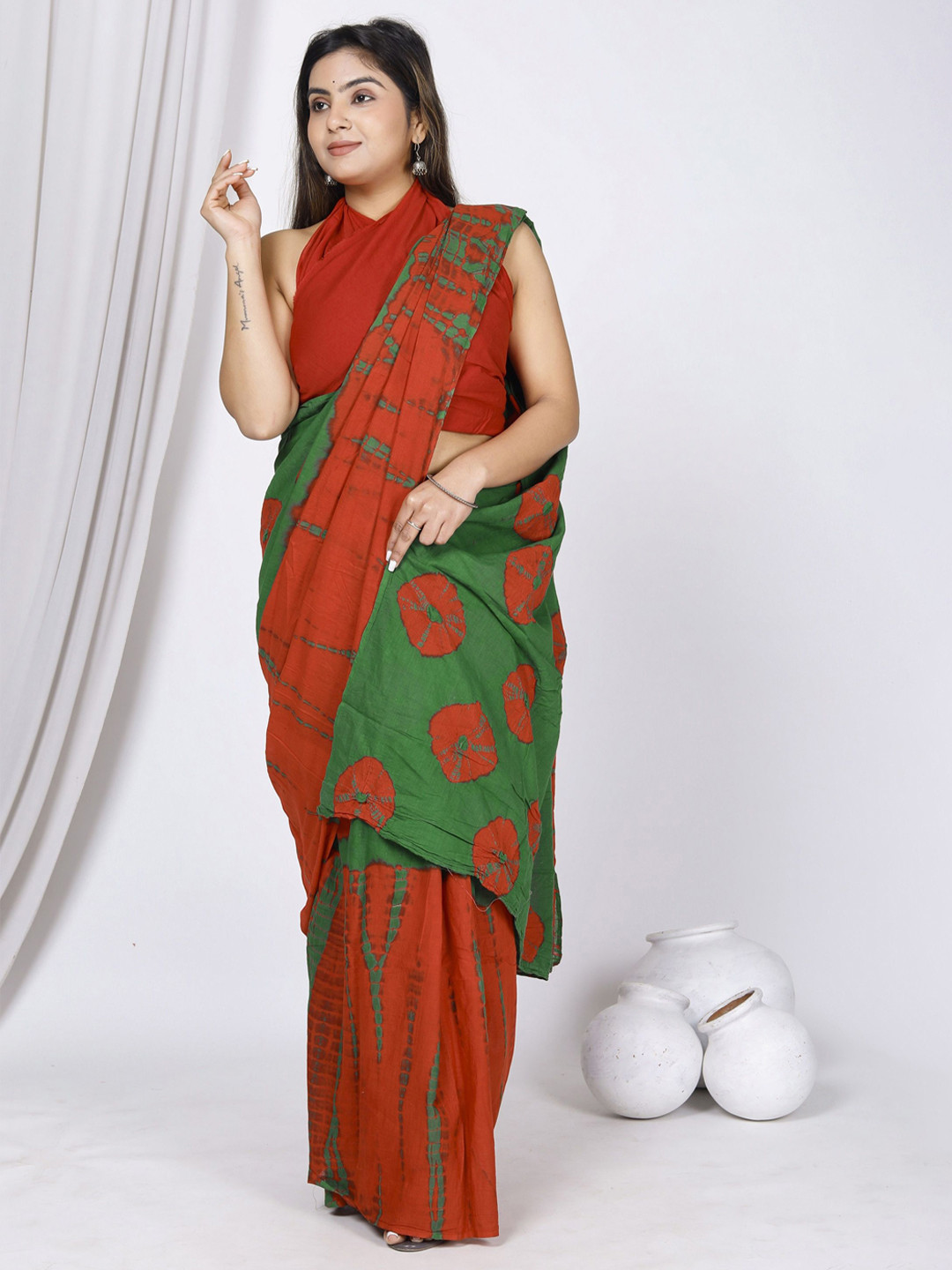 

JAIPURI PRINT Tie and Dye Pure Cotton Bandhani Saree, Red
