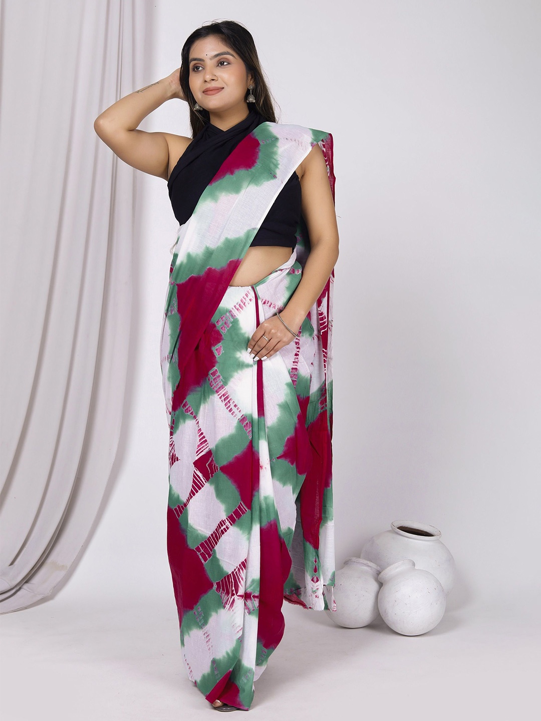 

JAIPURI PRINT Tie and Dye Pure Cotton Bagru Saree, Red