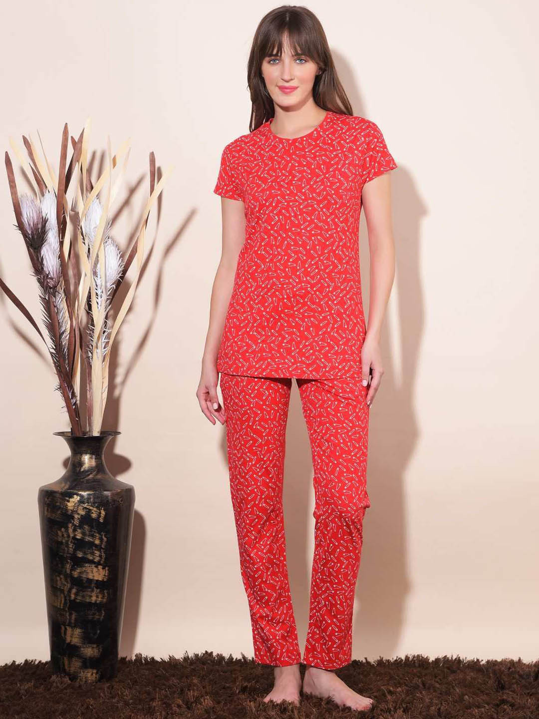 

Dollar Missy Printed Round Neck T-Shirt With Pyjama, Red