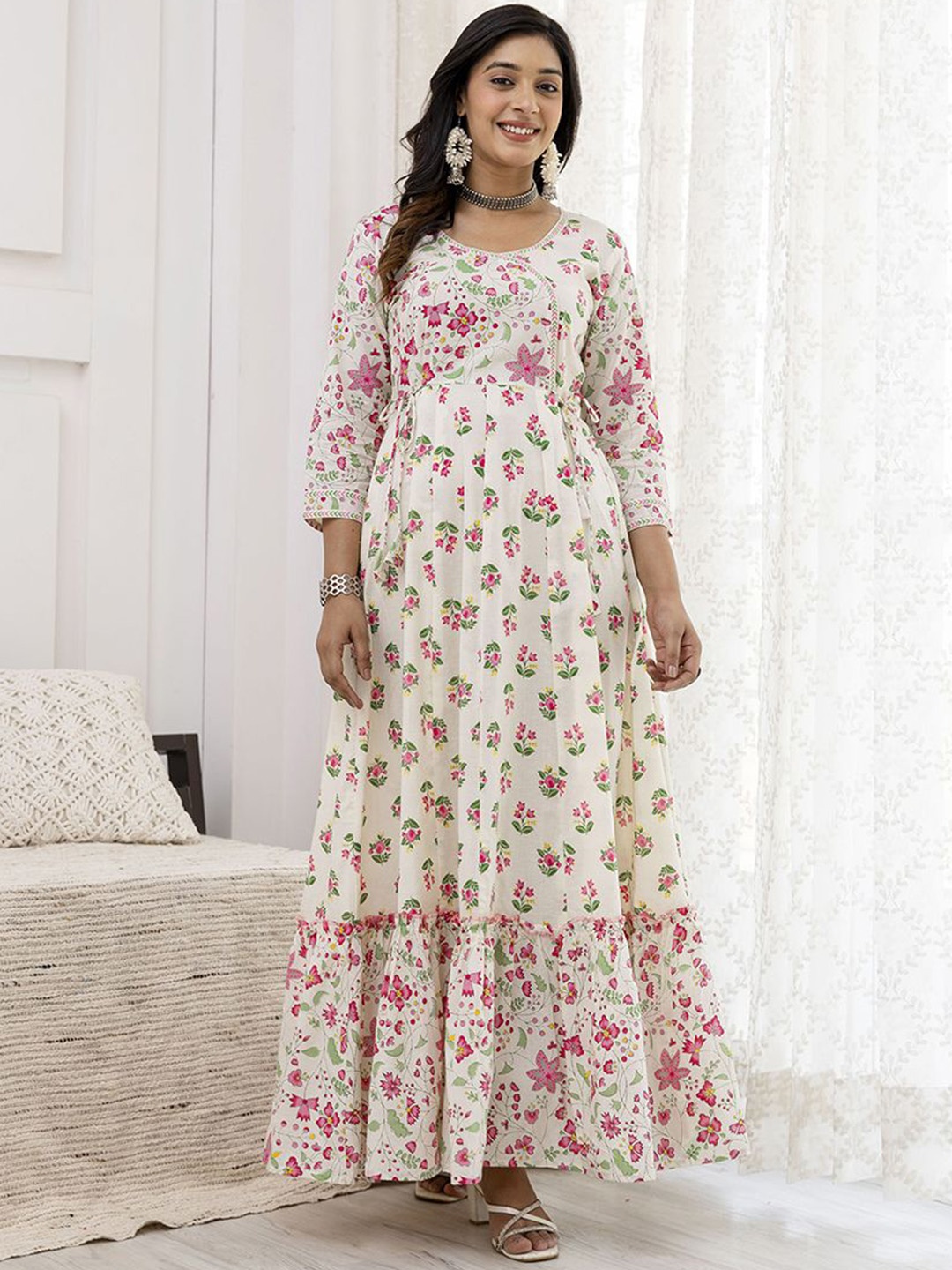 

GLAM ROOTS Floral Printed Round Neck Angrakha Pure Cotton Anarkali Kurta, White
