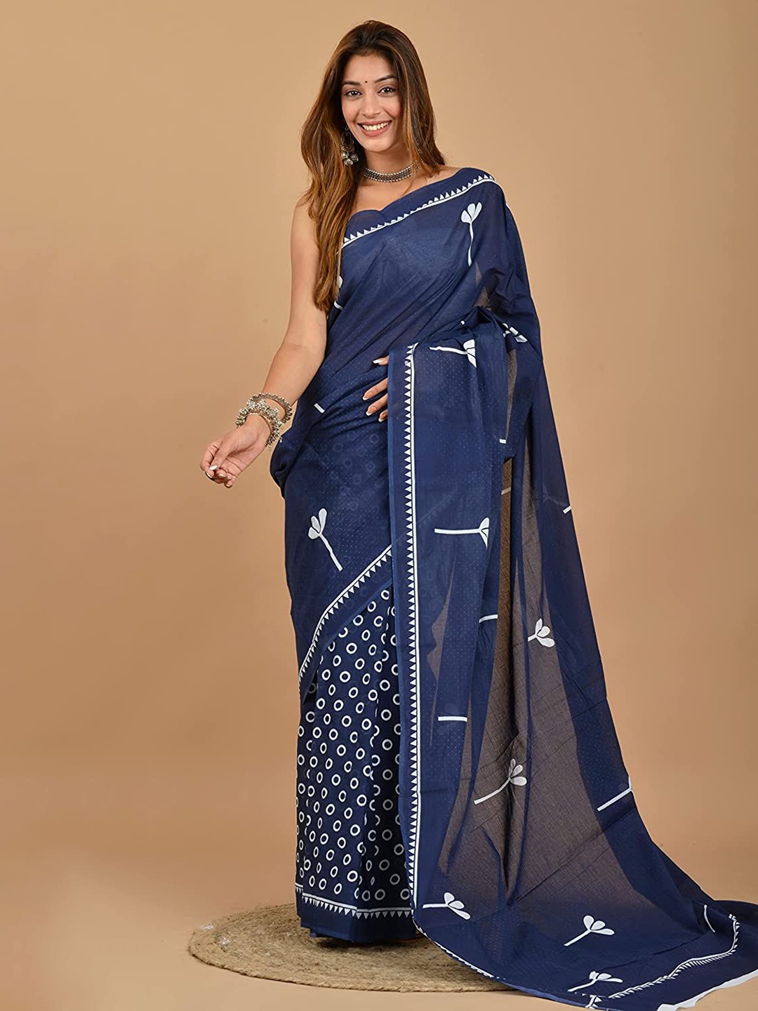 

JAIPURI PRINT Floral Pure Cotton Block Print Saree, Blue