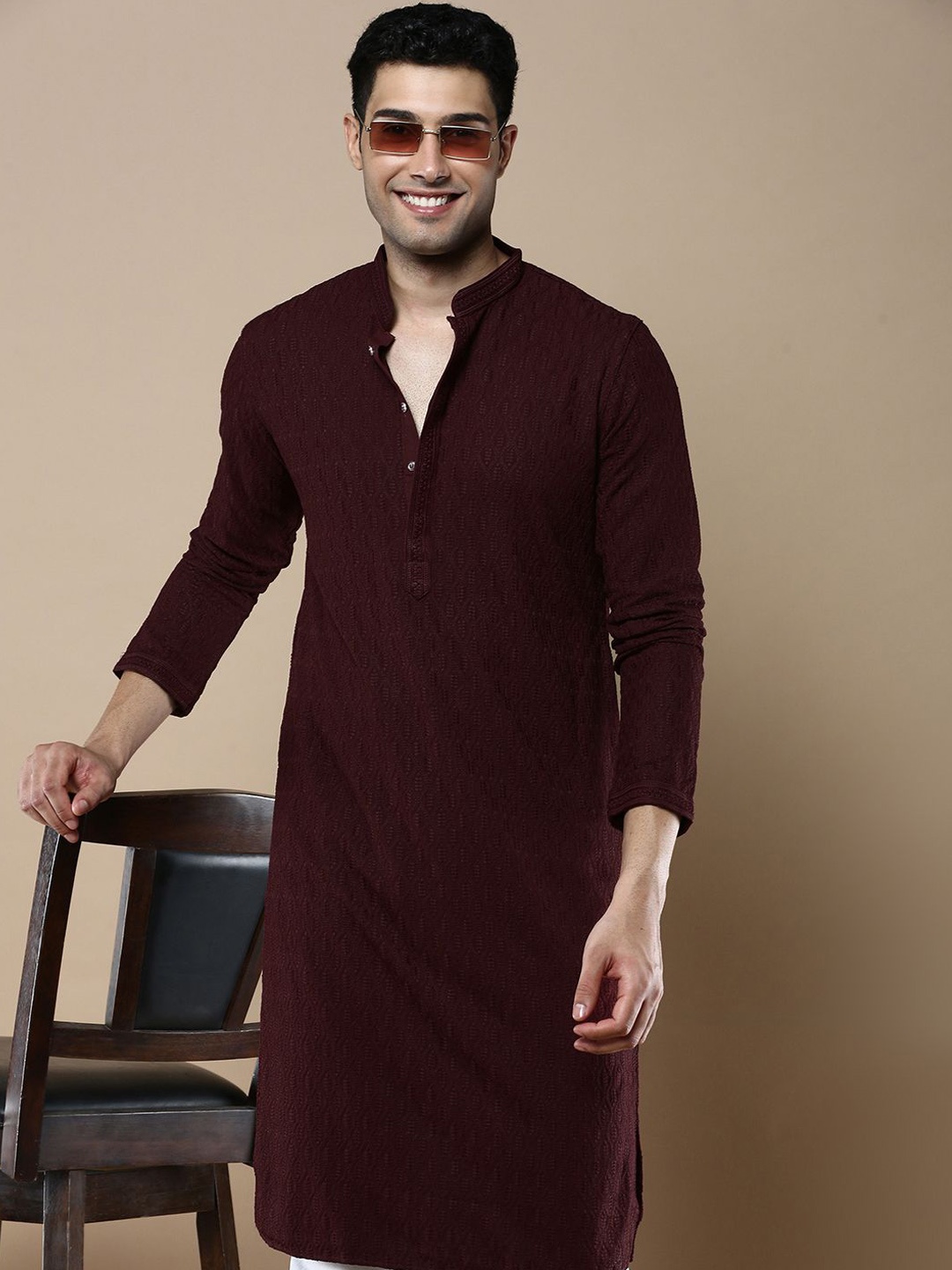 

Anouk Ethnic Motifs Woven Design Mandarin Collar Chikankari Straight Kurta, Purple