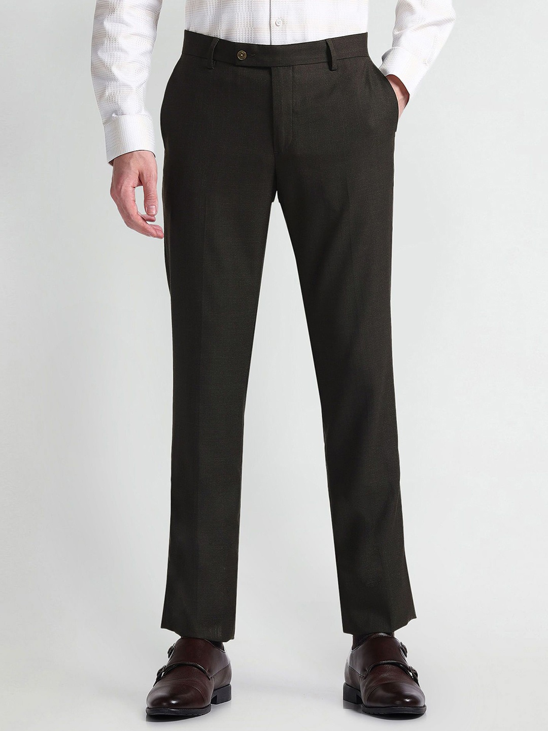 

Arrow Men Tailored Fit Mid Rise Checked Trousers, Brown