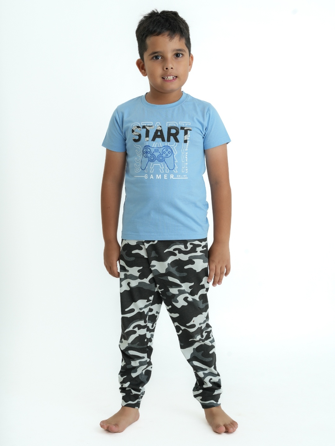 

mackly Boys Graphic Printed T-Shirt With Pyjamas, Blue