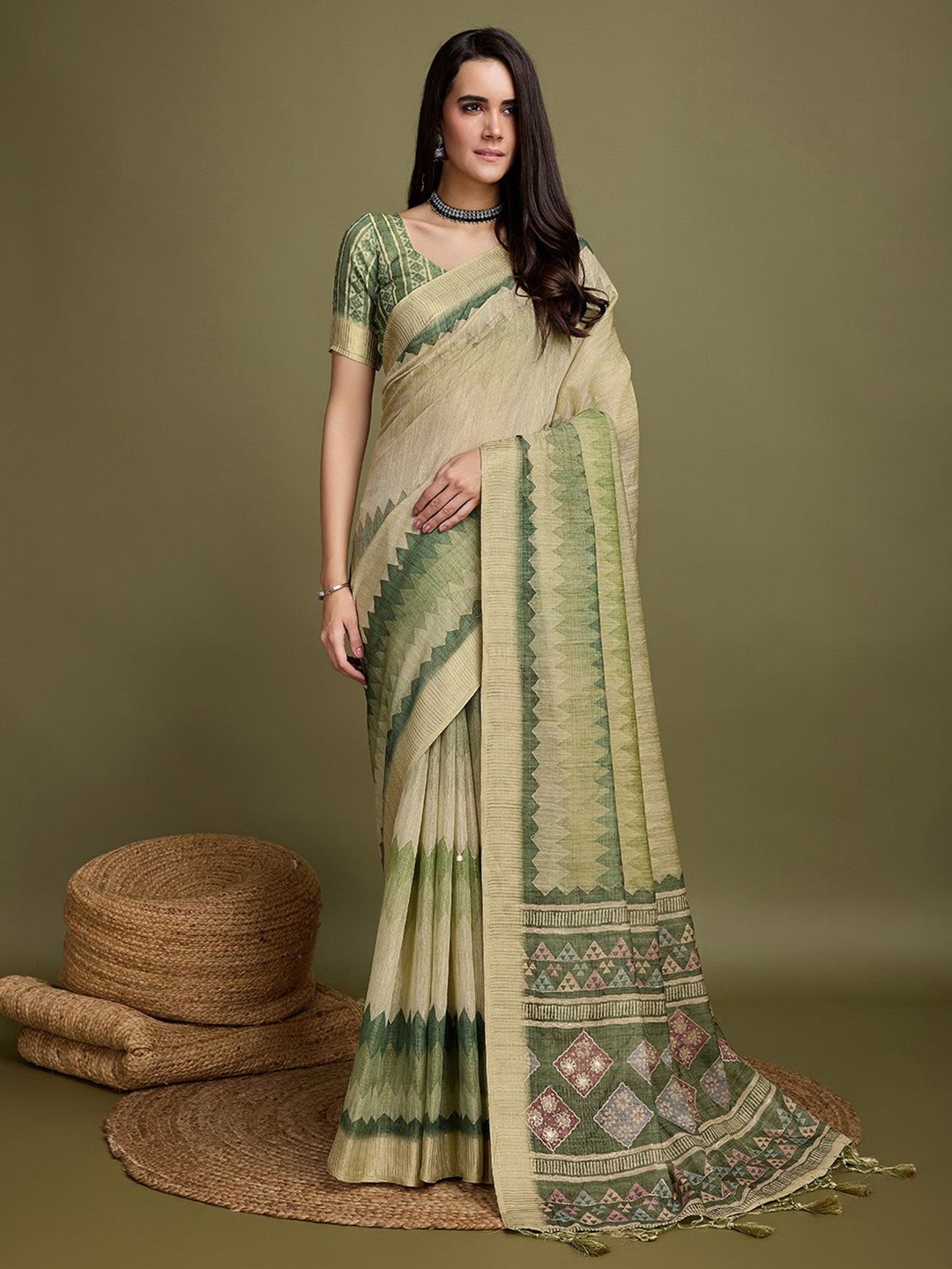 

Ishin Zari Woven Embroidered Sequinned Saree, Beige