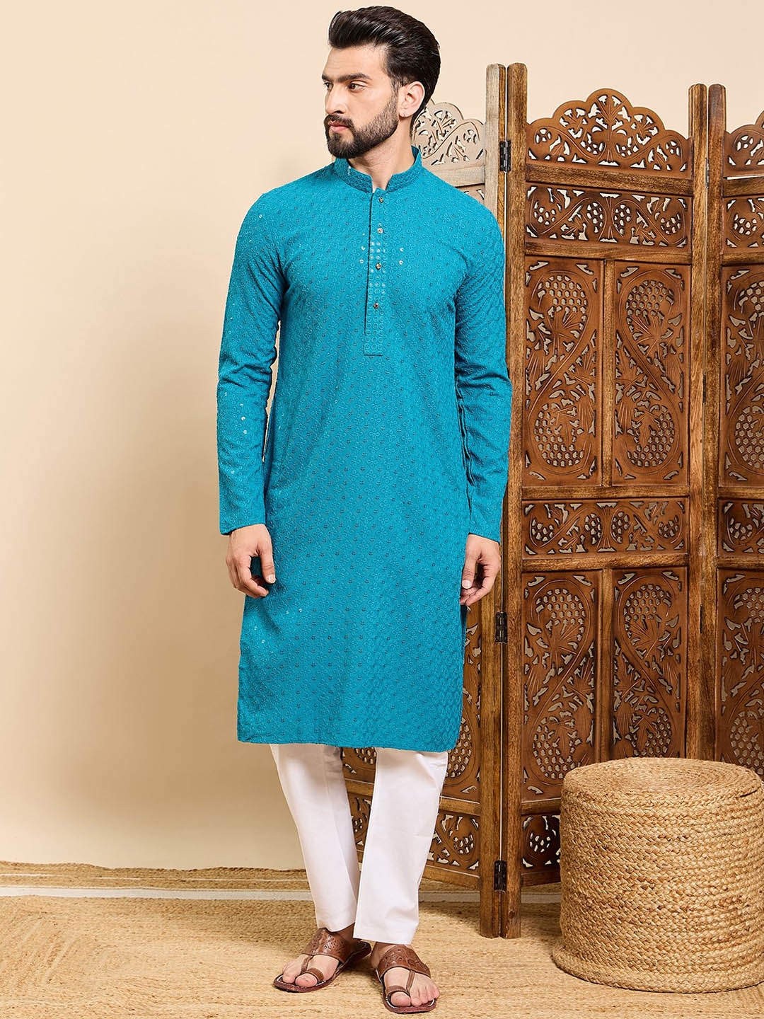 

HERE&NOW Embroidered Thread Work Mandarin Collar Chikankari Kurta, Turquoise blue