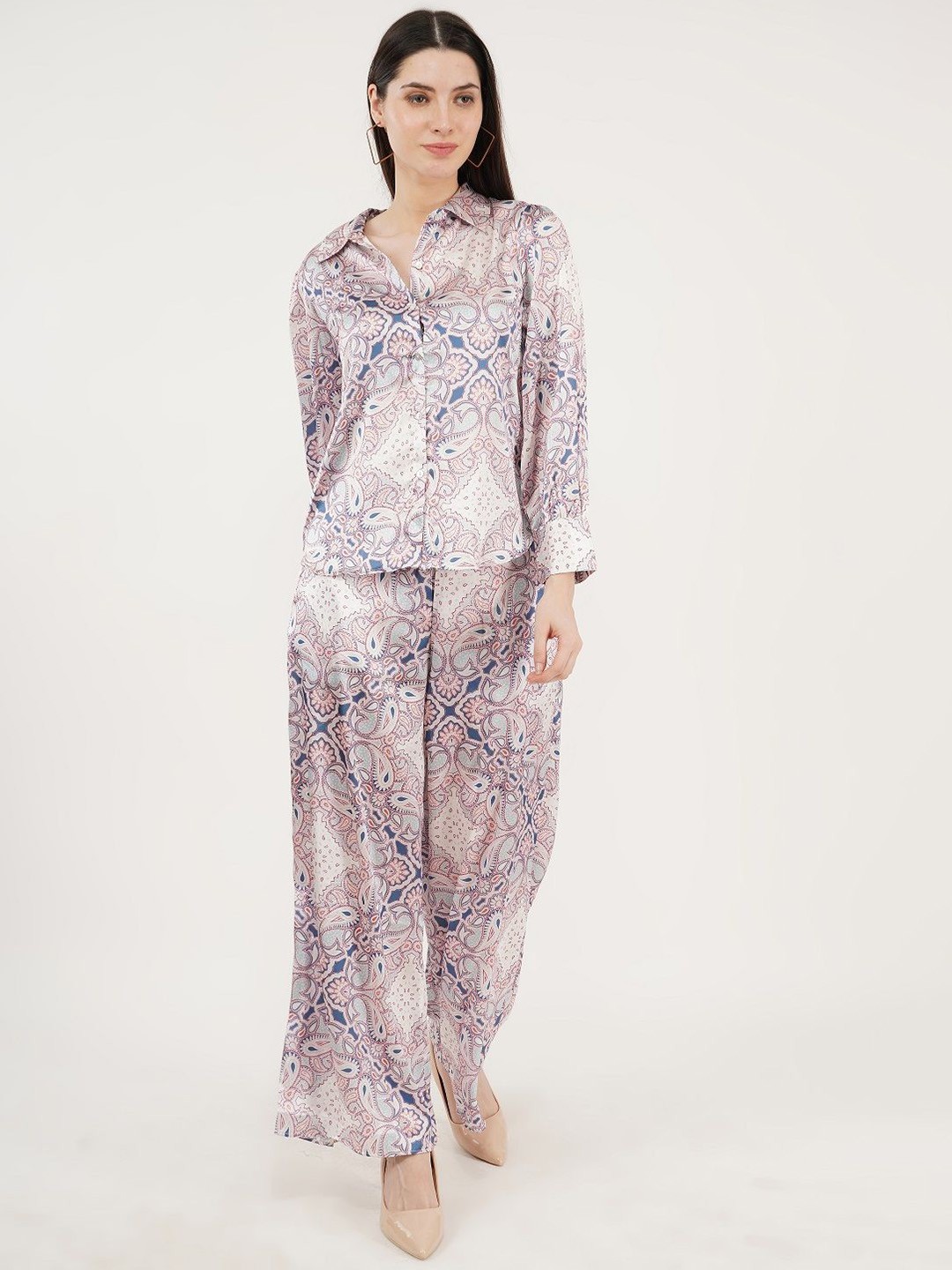 

Sonnesta Floral Printed Long Sleeves Shirt With Trousers, Cream