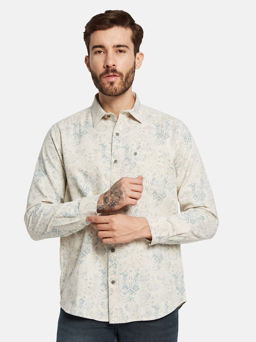 

METTLE Men Opaque Printed Casual Shirt, Beige