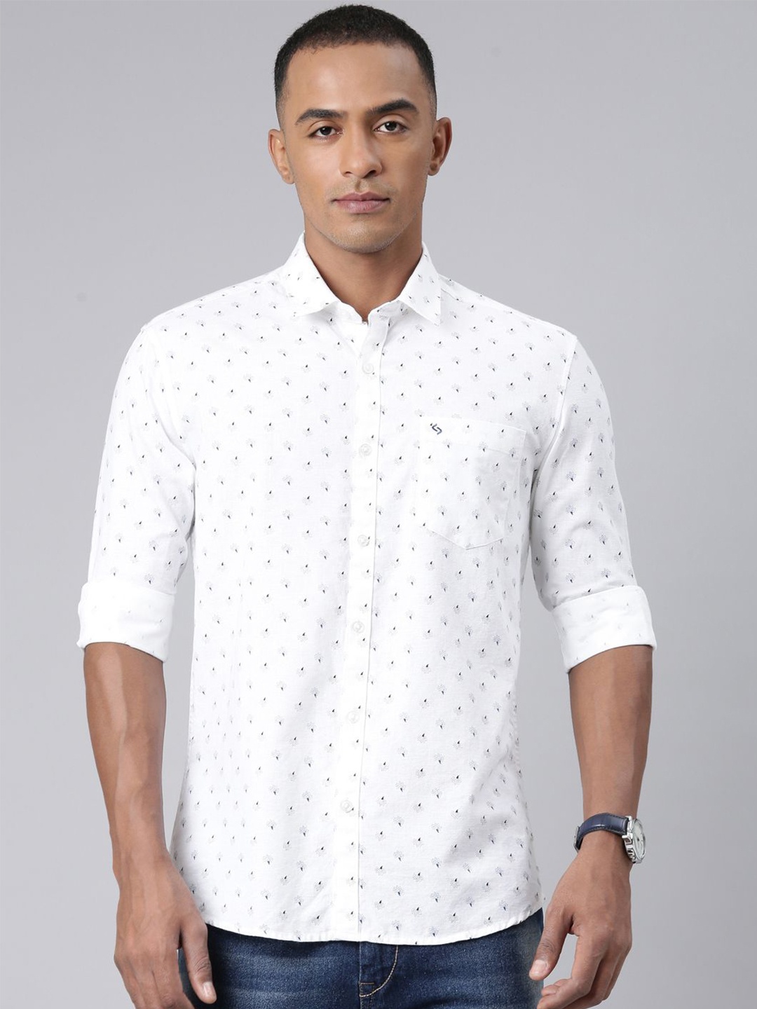 

Classic Polo Men Slim Fit Opaque Printed Casual Shirt, White