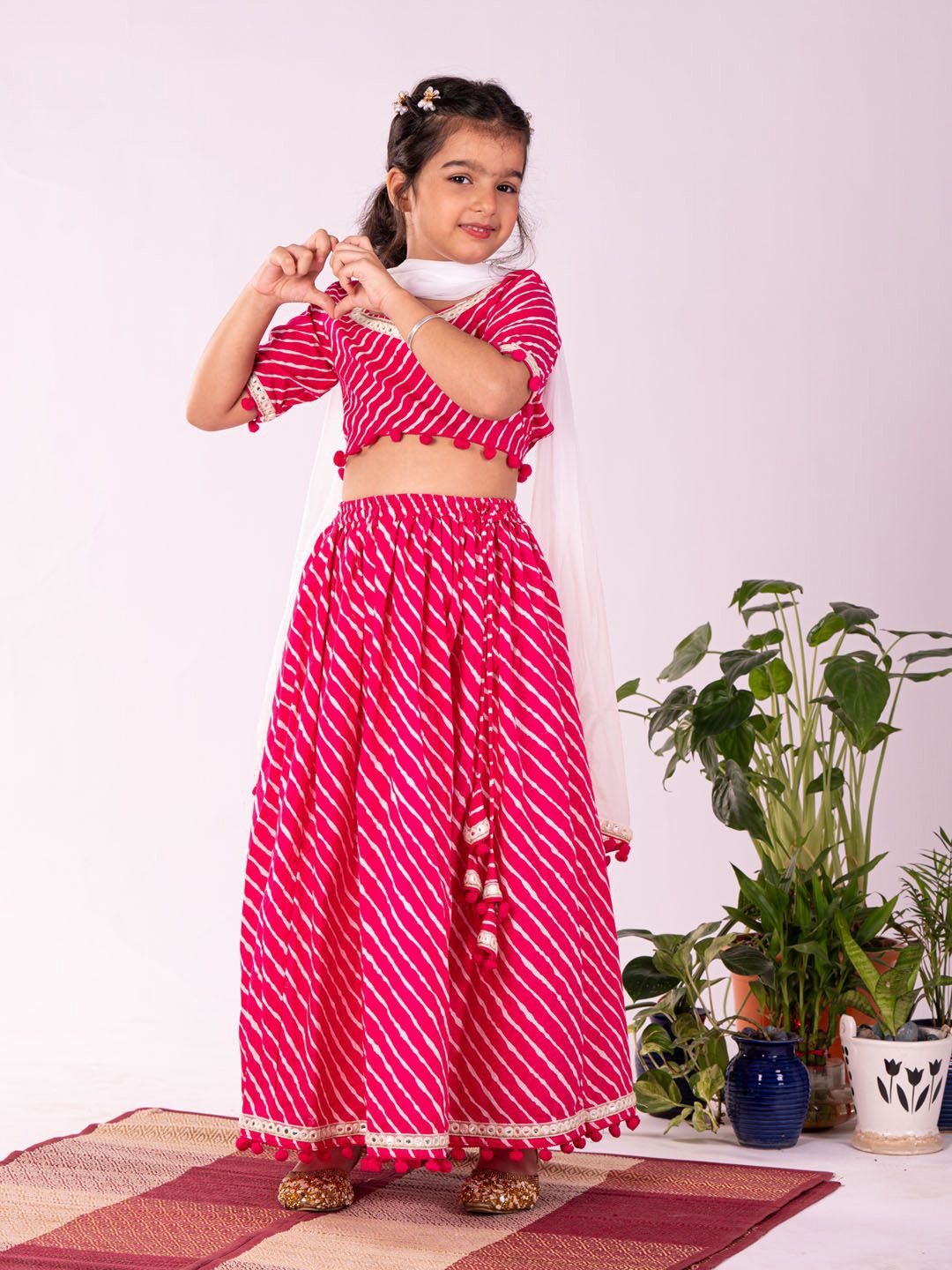 

VASTRAMAY Girls Printed Mirror Work Leheriya Ready to Wear Lehenga & Blouse With Dupatta, Pink