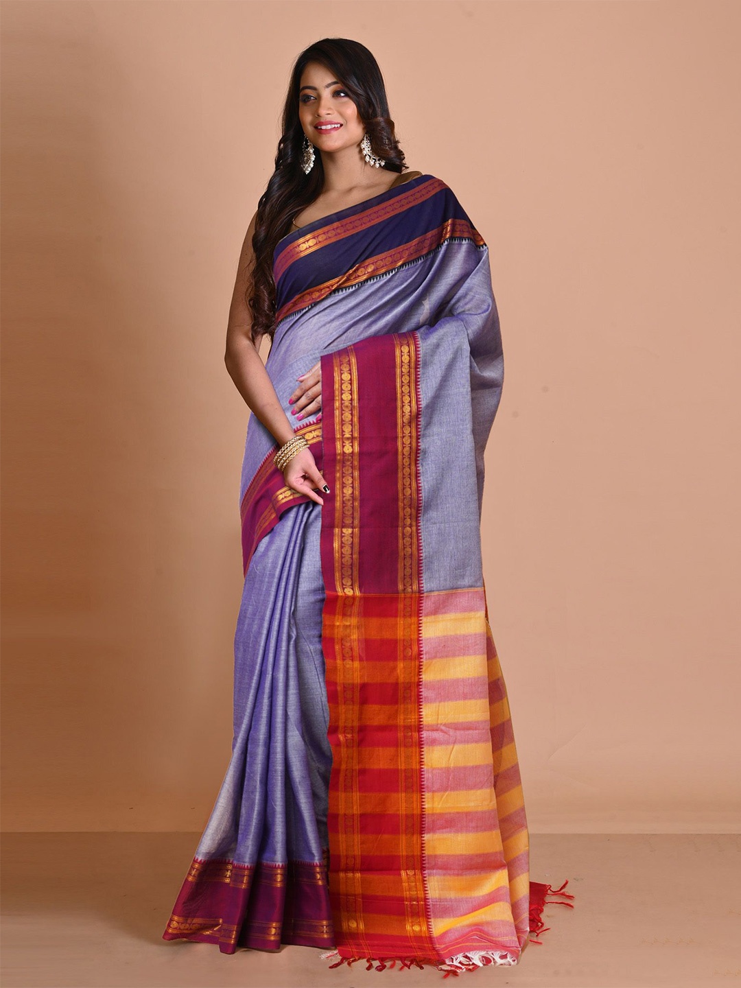 

Unnati Silks Zari Woven Pure Cotton Handloom Narayan Peth Saree, Lavender