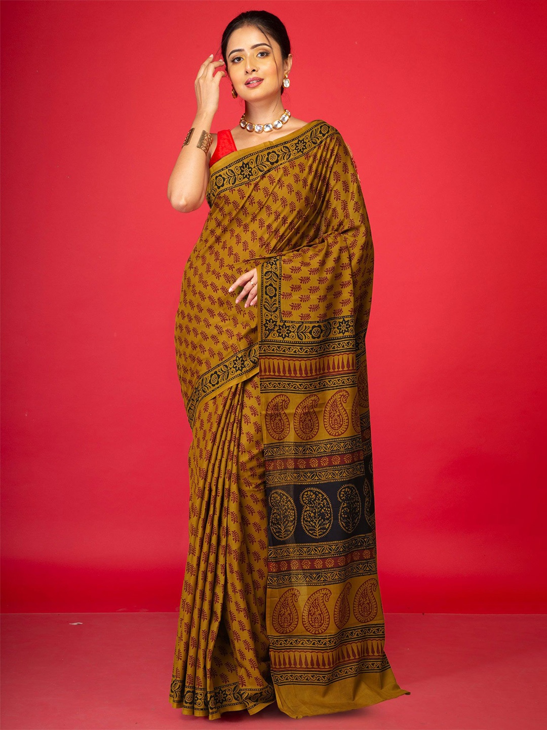 

Unnati Silks Ethnic Motif Handloom Bagh Saree, Mustard