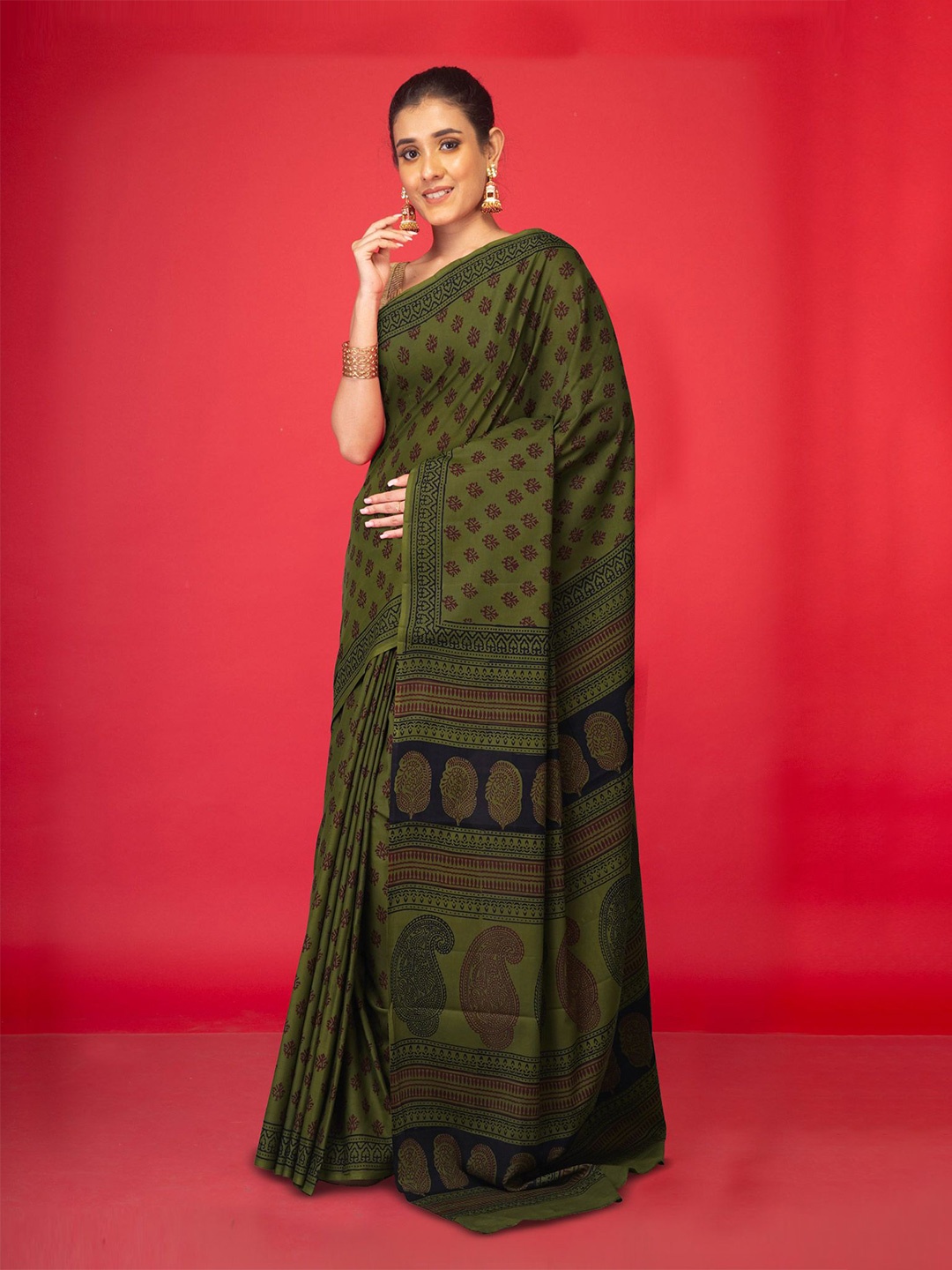 

Unnati Silks Ethnic Motif Handloom Bagh Saree, Green