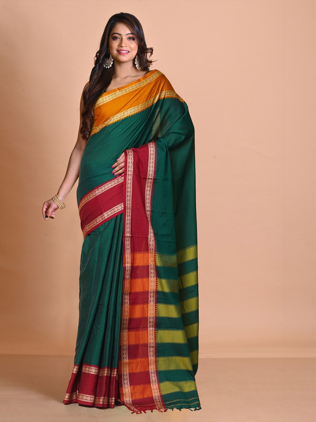 

Unnati Silks Pure Cotton Handloom Narayan Peth Saree, Green