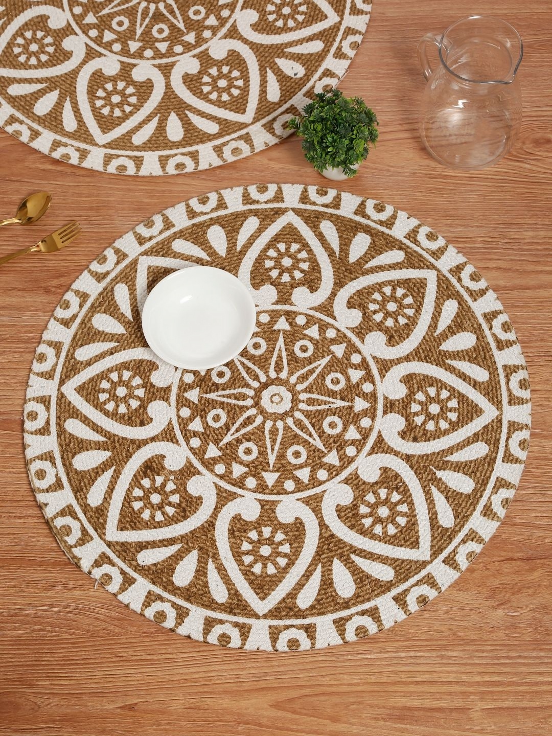 

HOSTA HOMES Cream & white 2 pieces Floral printed Round Center Table Placemat