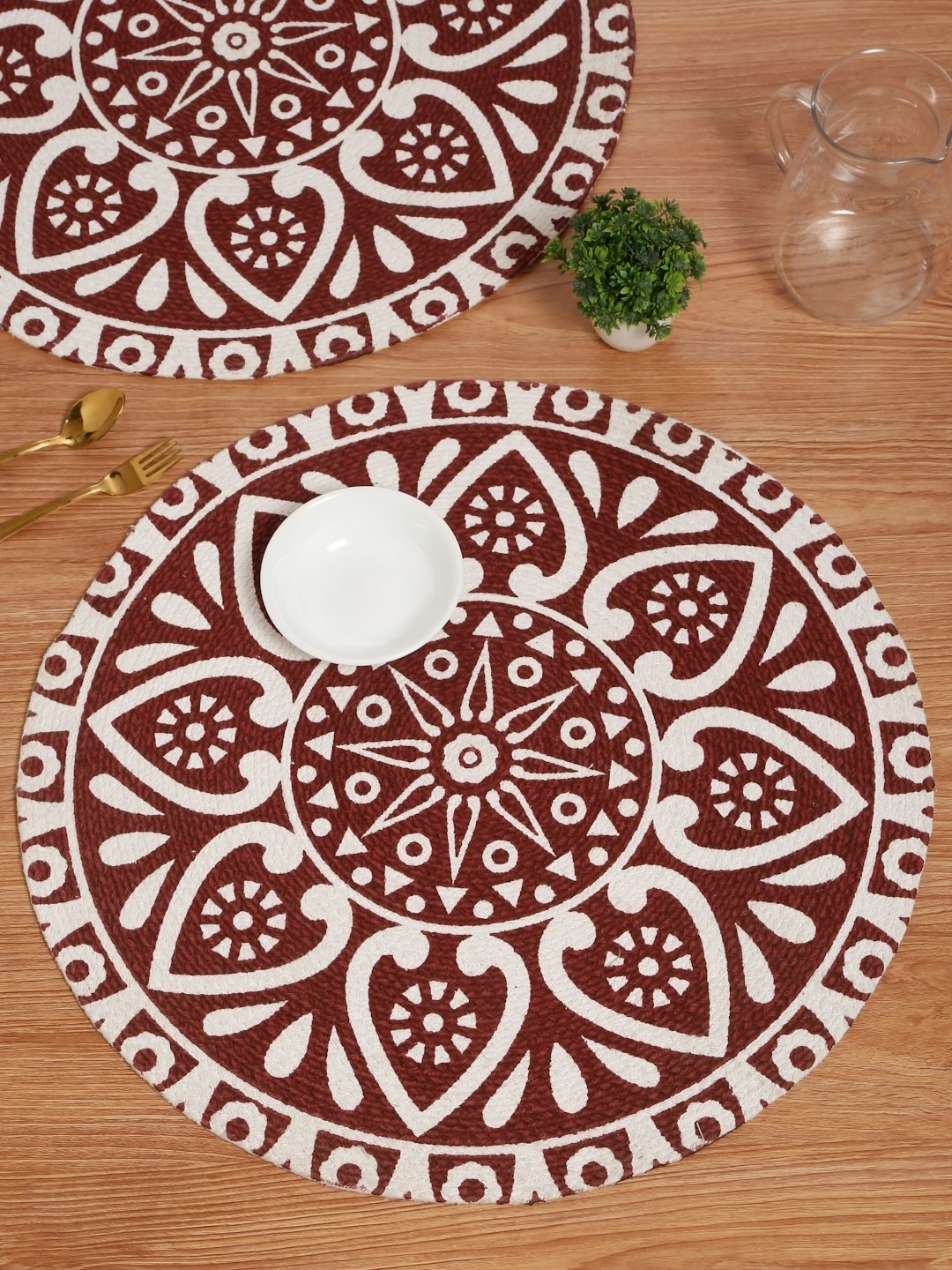 

HOSTA HOMES Maroon & White 2 Pieces Ethnic Motifs Printed Round Cotton Table Placemats