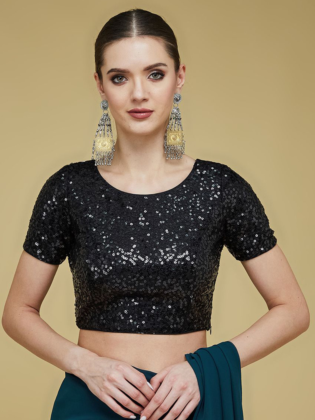 

Life With Pockets Embellished Short Sleeve Saree Blouse, Black