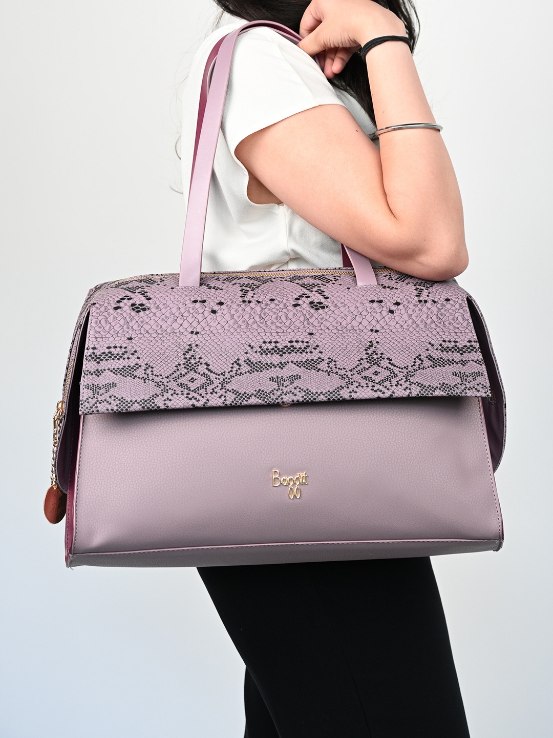 

Baggit Women PU Laptop Bag, Pink