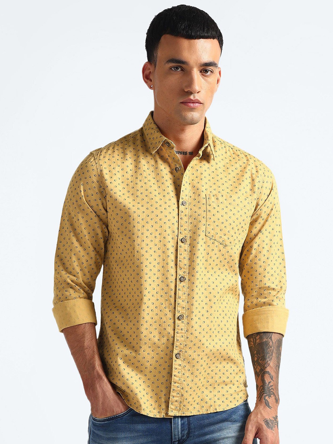 

Flying Machine Men Micro Ditsy Printed Casual Shirt, Yellow