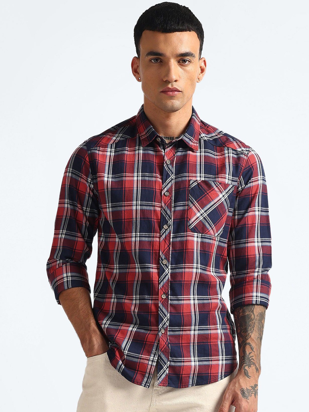 

Flying Machine Men Tartan Checks Casual Shirt, Red