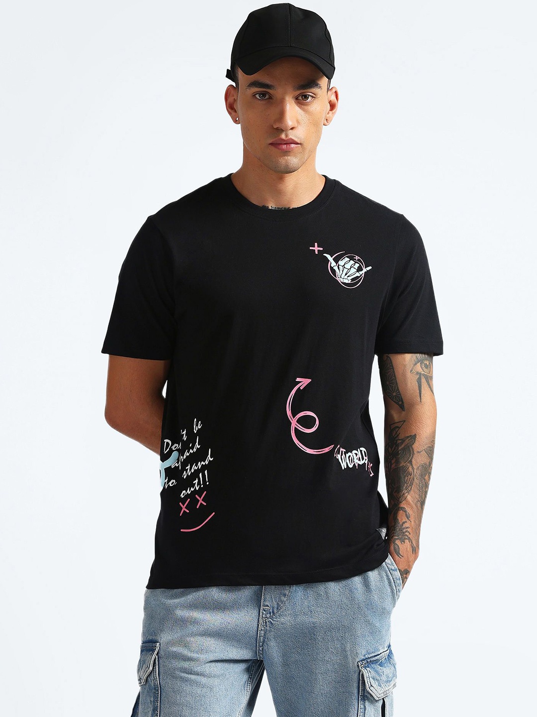 

Flying Machine Men Typography Printed Applique T-shirt, Black