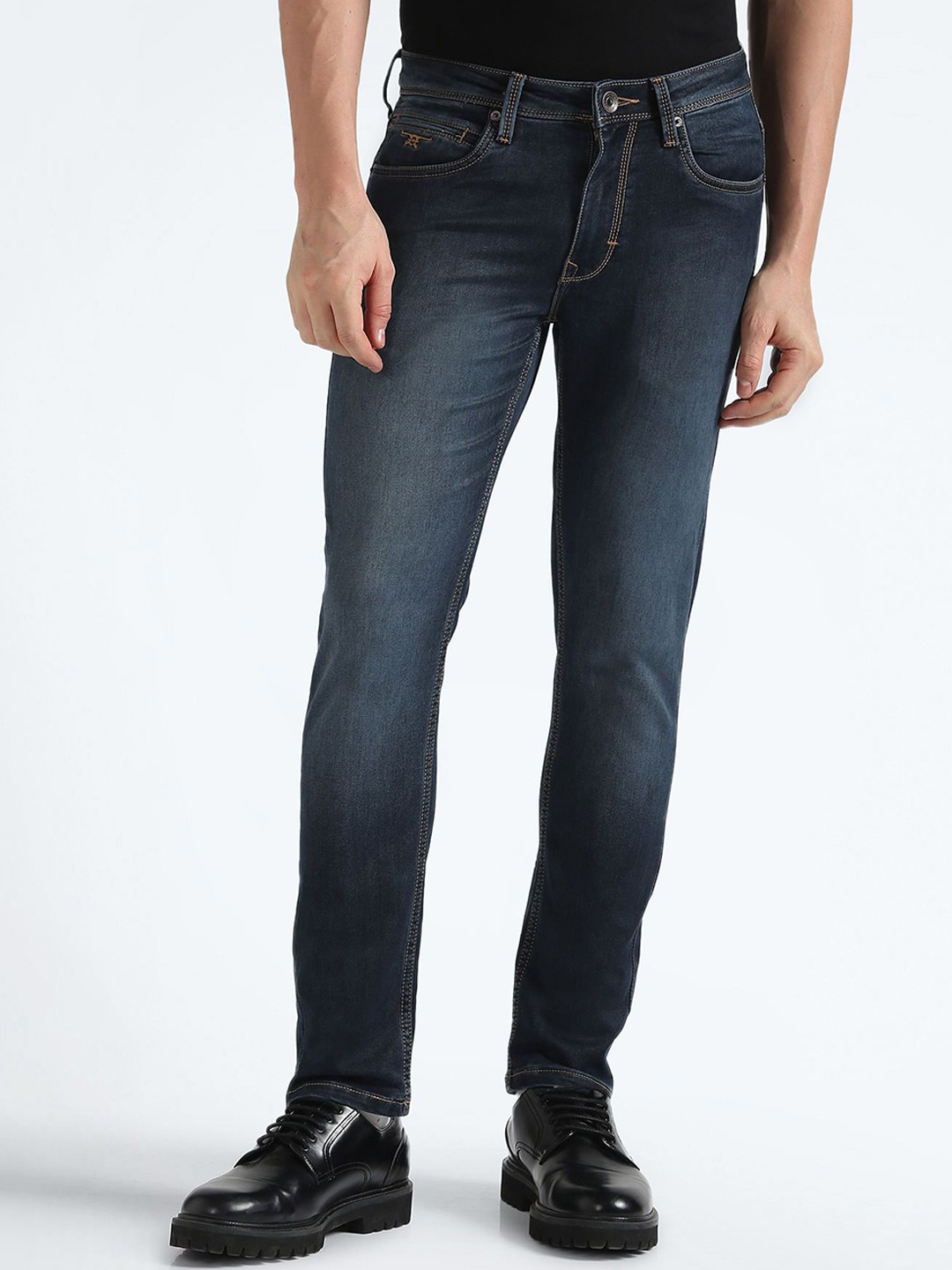 

Flying Machine Men Tapered Fit Heavy Fade Clean Look Stretchable Jeans, Blue