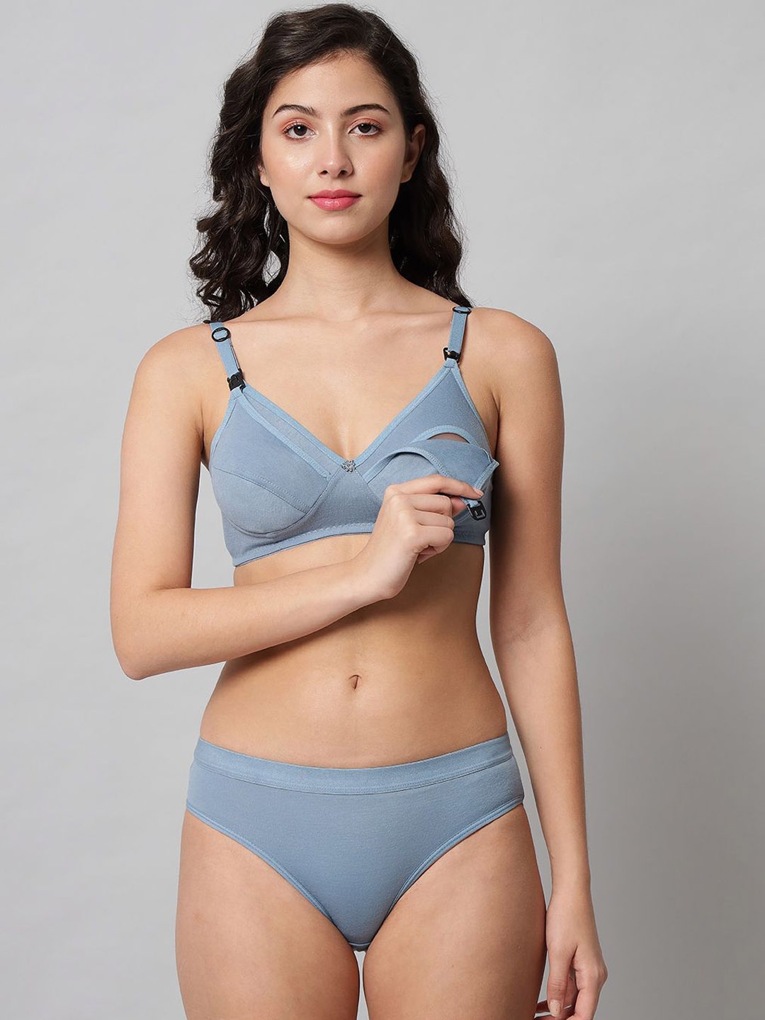 

R Cube Lightly Padded Mid-Rise Lingerie Set RC_Eng mother(Blue)_1_30