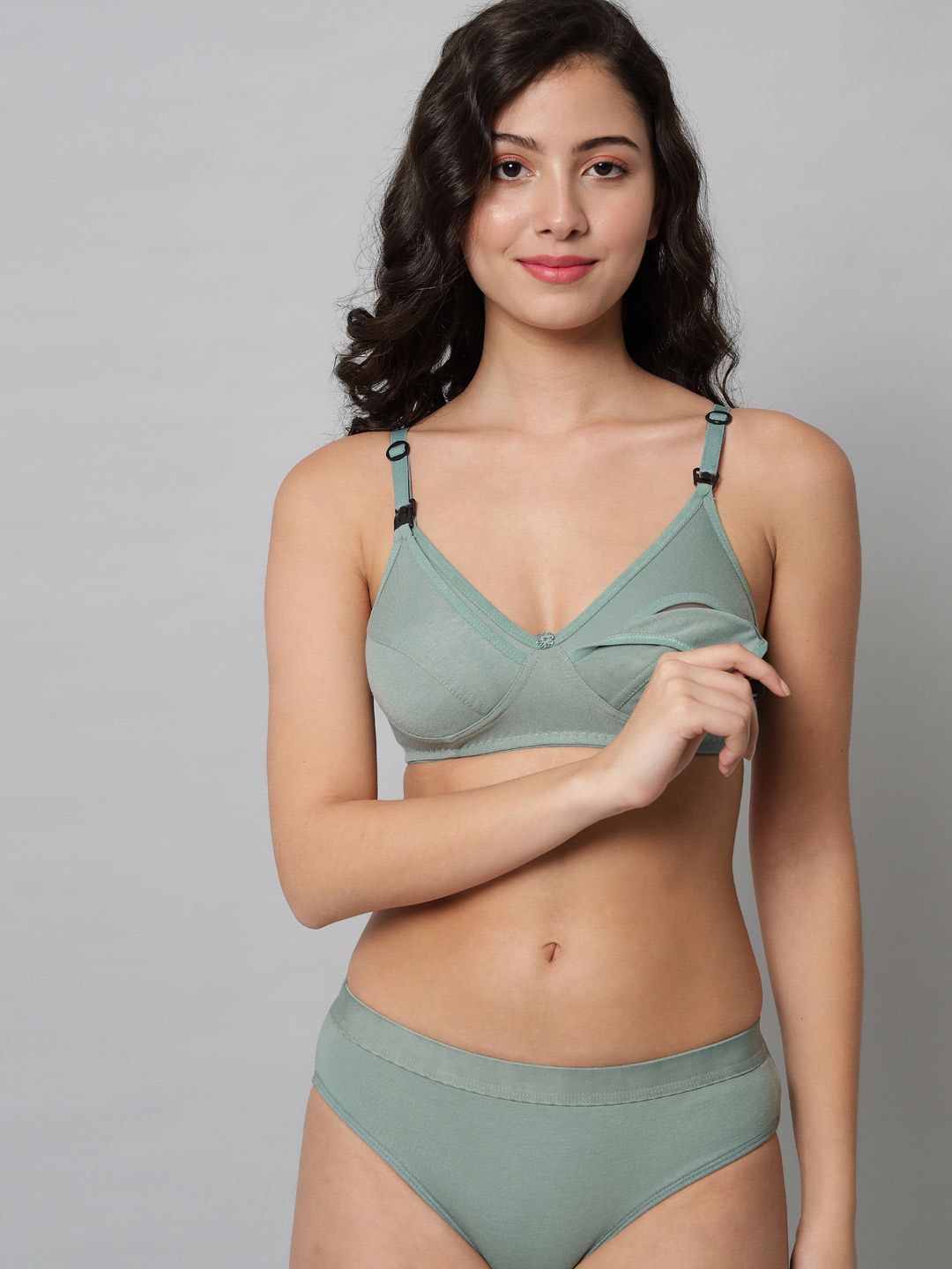 

R Cube Lightly-Padded Non Wired Maternity Lingerie Set, Green