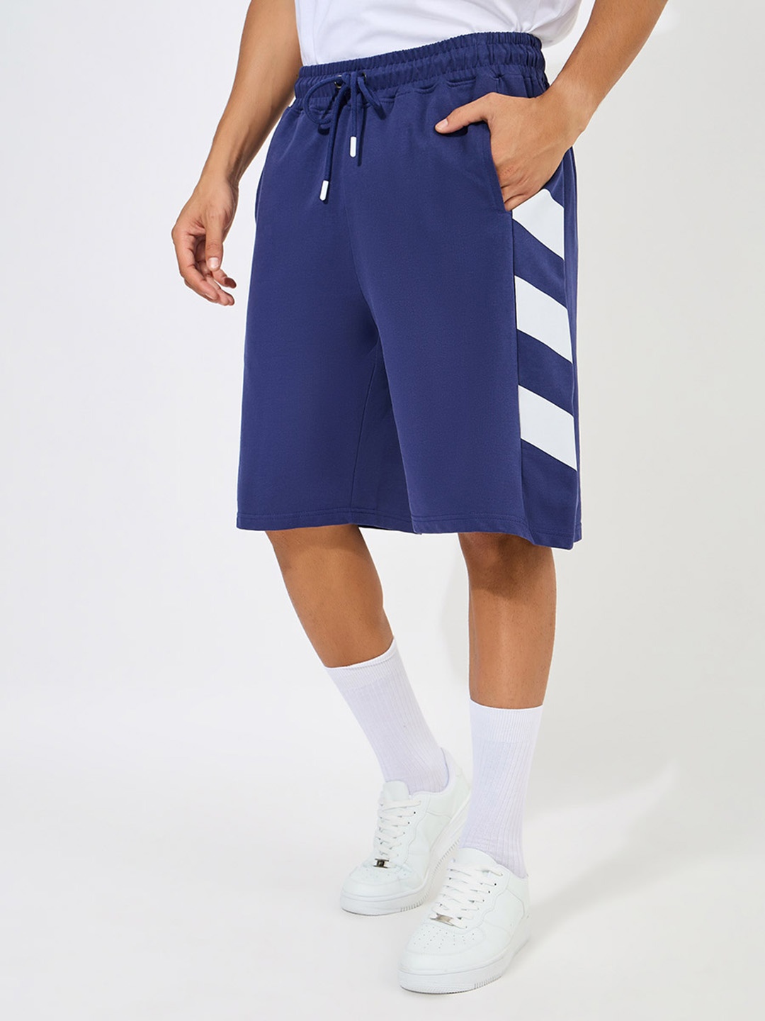 

Styli Men Block Striped Cotton Oversized Terry Shorts, Navy blue