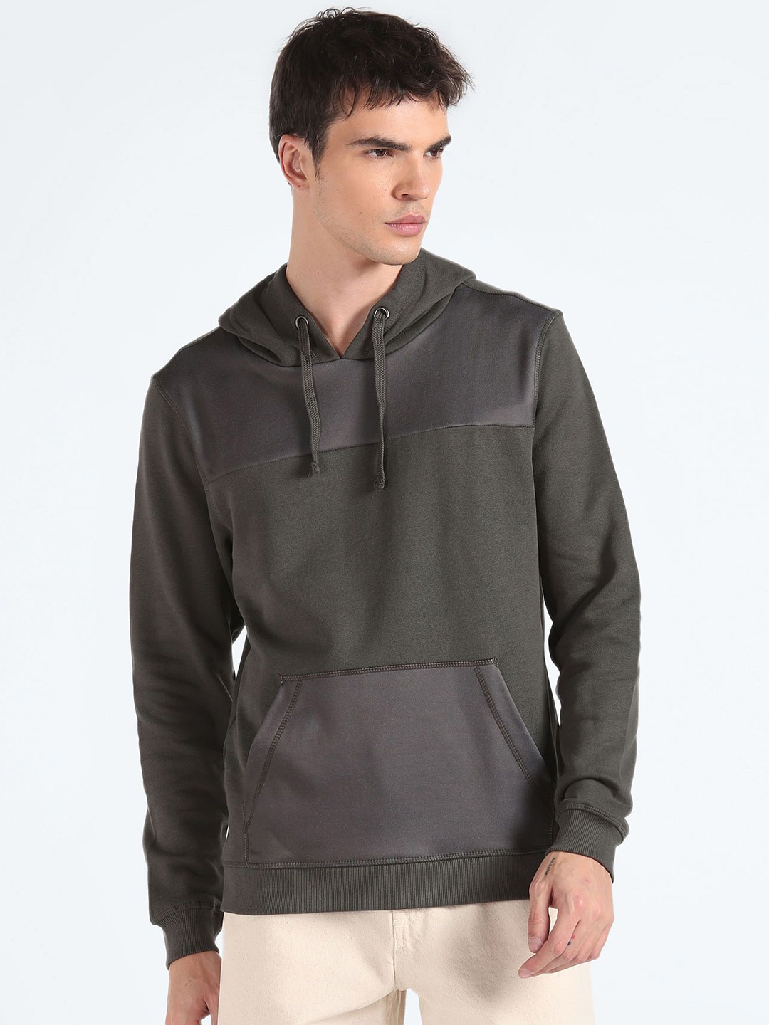 

Flying Machine Men Hooded Sweatshirt, Black