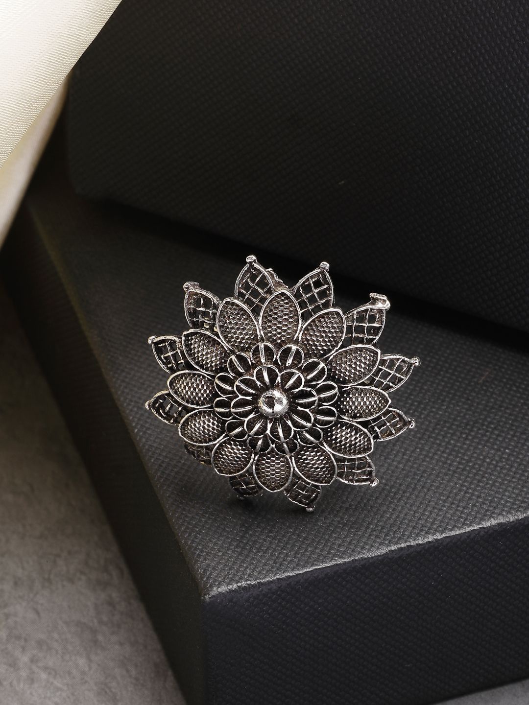 

NVR Silver-Plated Floral Adjustable Oxidised Finger Ring