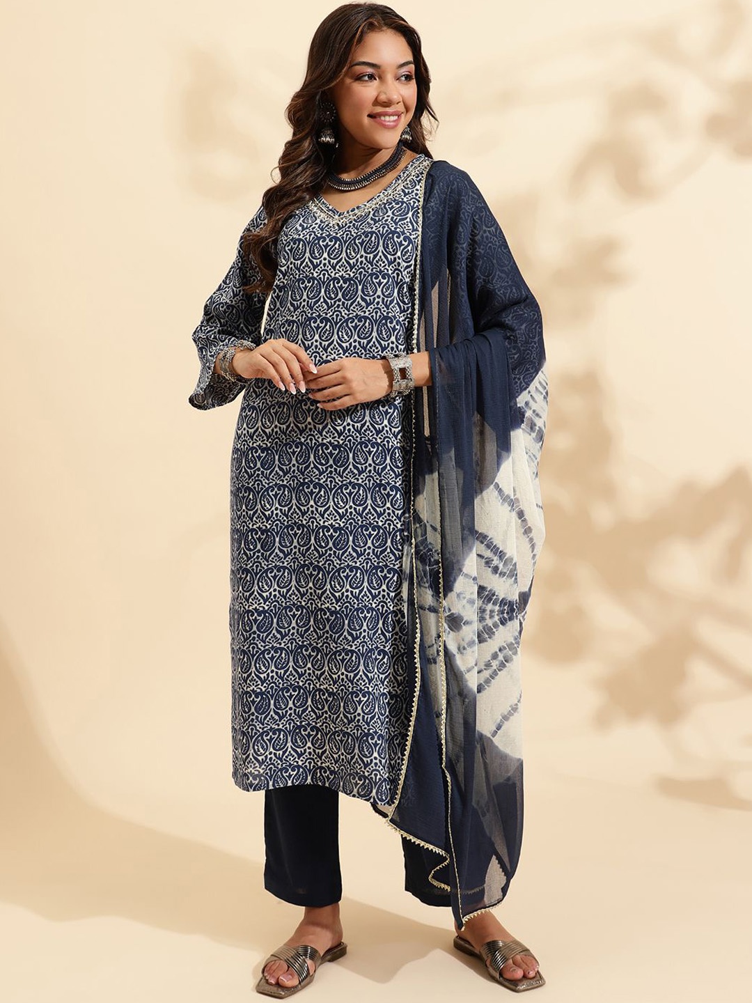 

KALINI Paisley Printed Regular Pure Cotton Kurta with Trousers & With Dupatta, Navy blue