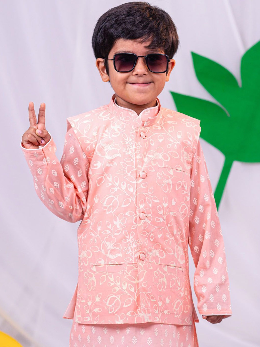 

VASTRAMAY Printed Pure Cotton Woven Design Nehru Jacket, Peach