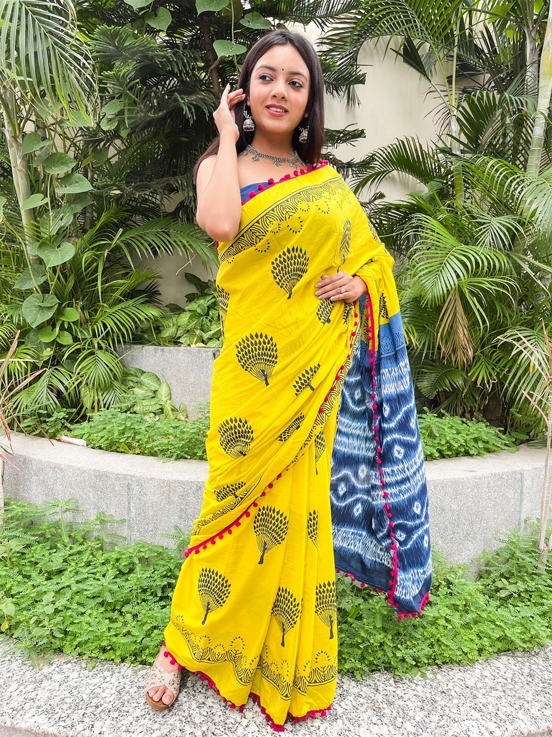 

JAIPURI PRINT Ethnic Motif Pure Cotton Pompom Border Saree, Yellow