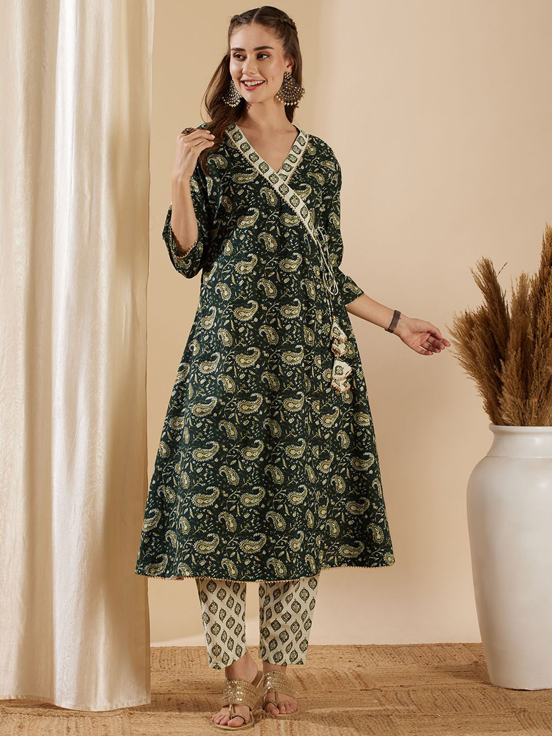 

FASHOR Floral Printed V-Neck Angrakha Pure Cotton A-Line Kurta with Trousers, Green