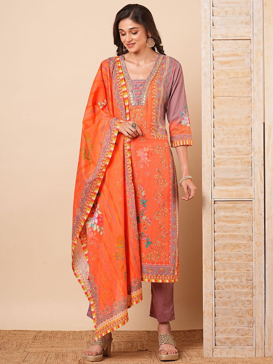 

FASHOR Floral Printed V-Neck Sequinned Pure Cotton Kurta with Trousers & Dupatta, Orange