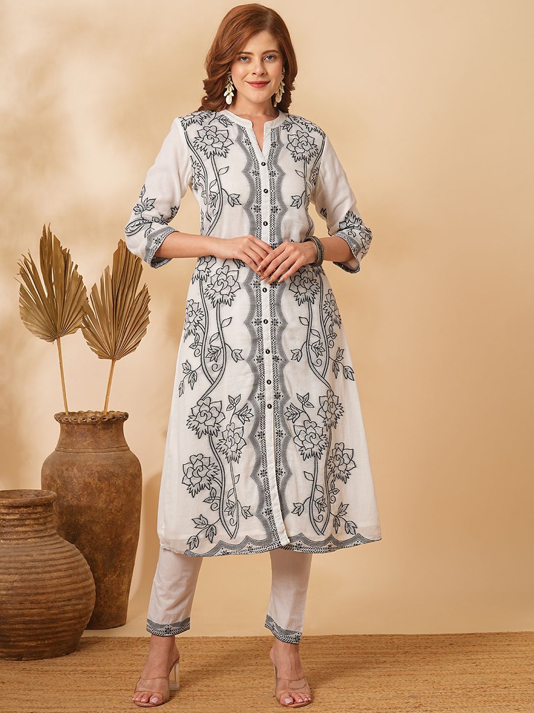 

FASHOR Floral Regular Thread Work Pure Cotton Kurta with Trousers, White
