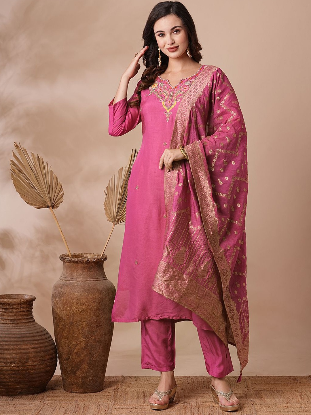 

FASHOR Ethnic Motifs Embroidered Notched Neck Thread Work Kurta With Trousers & Dupatta, Pink