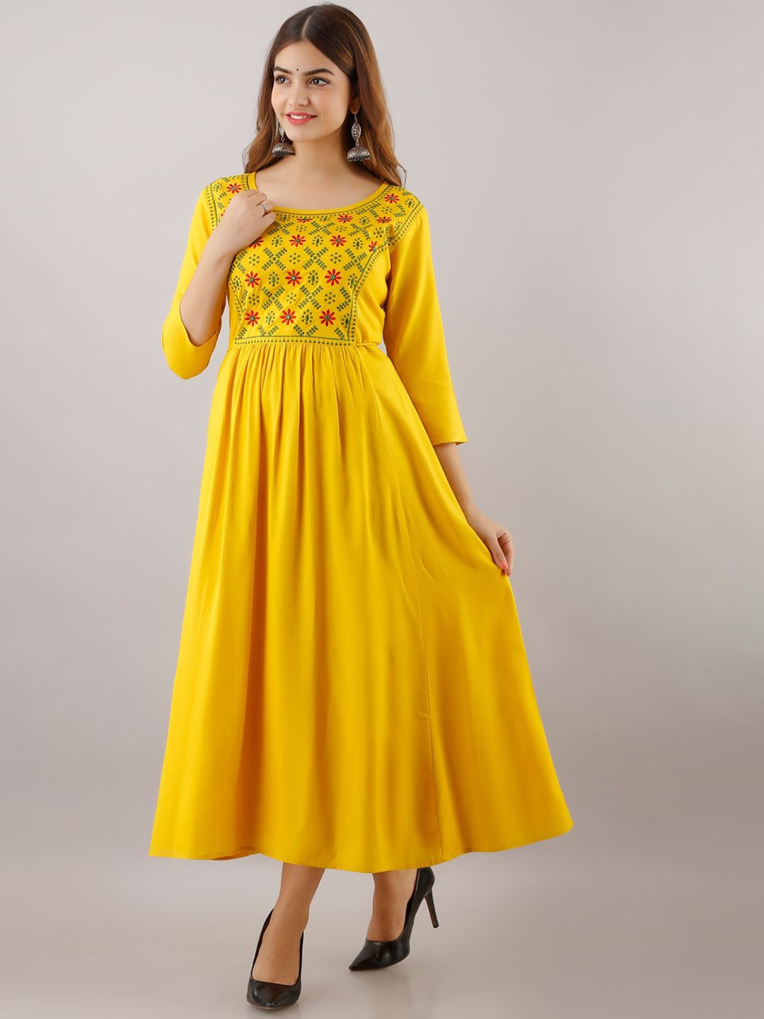 

Arudhi Floral Embroidered Thread Work Handloom A-line Kurta, Yellow