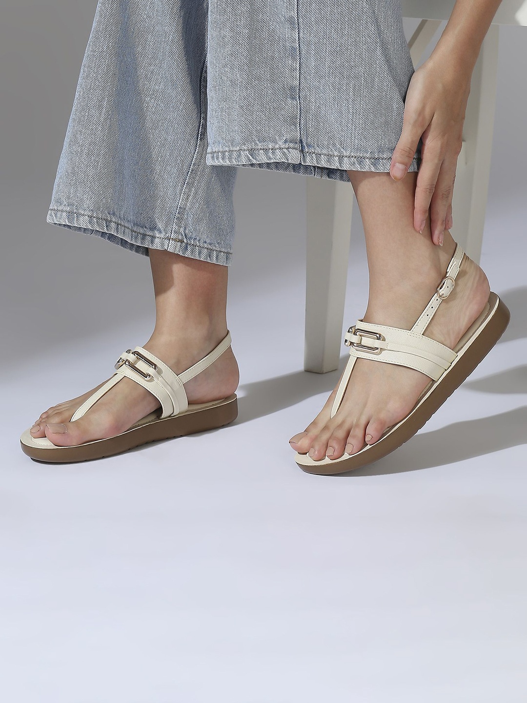 

Inc 5 Women Printed Open Toe Flats, Beige
