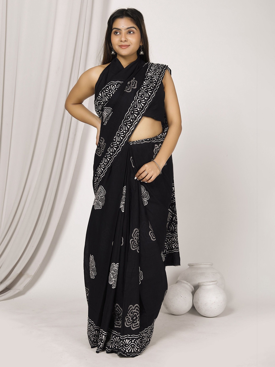 

JAIPURI PRINT Ethnic Motif Pure Cotton Saree, Black