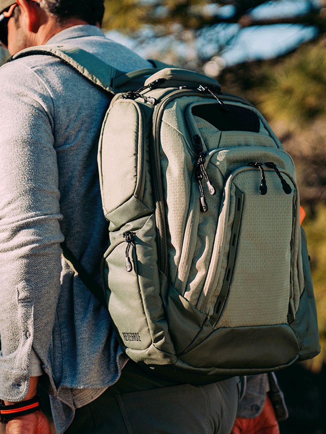 

Ogio Unisex Solid Backpack, Olive