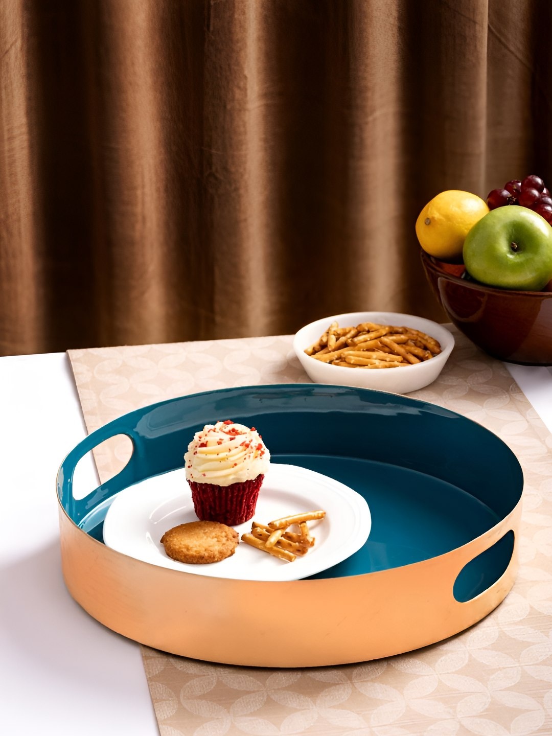 

The Pitara Project Blue & Gold Toned Round Shaped Metal Tray