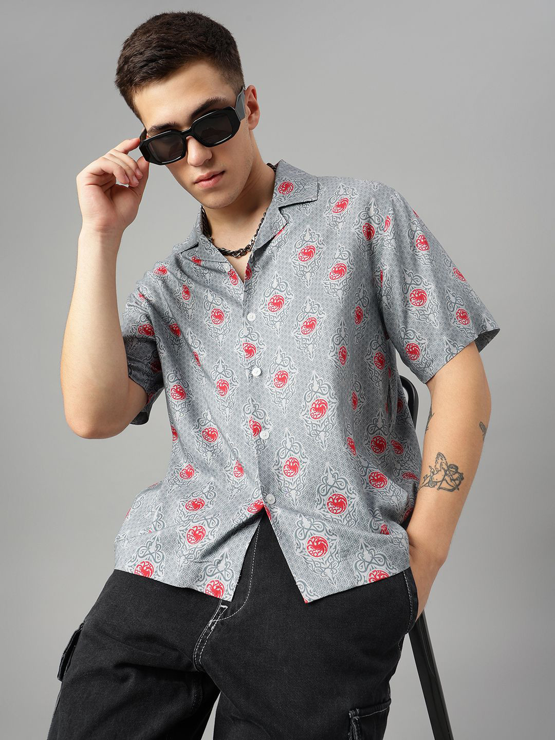 

Free Authority House Of Dragon Printed Shirt, Grey